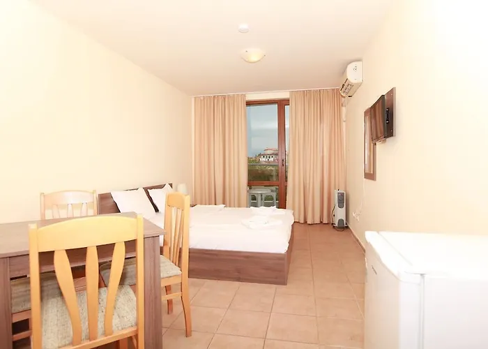 в панорама бийч виго Несебър