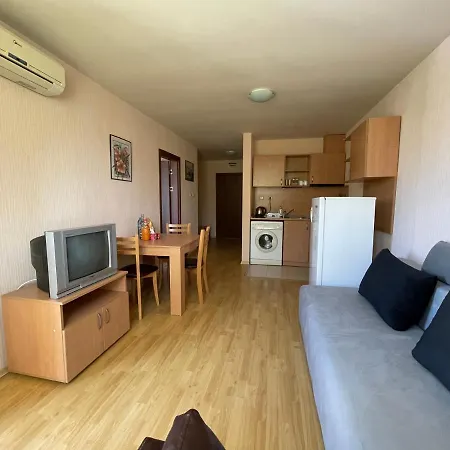 In Panorama Vigo Apartament Nesebyr