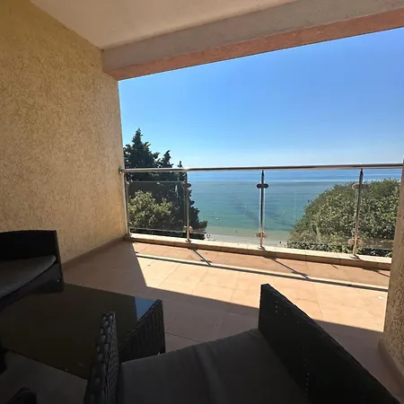 Апартамент в панорама бийч виго *