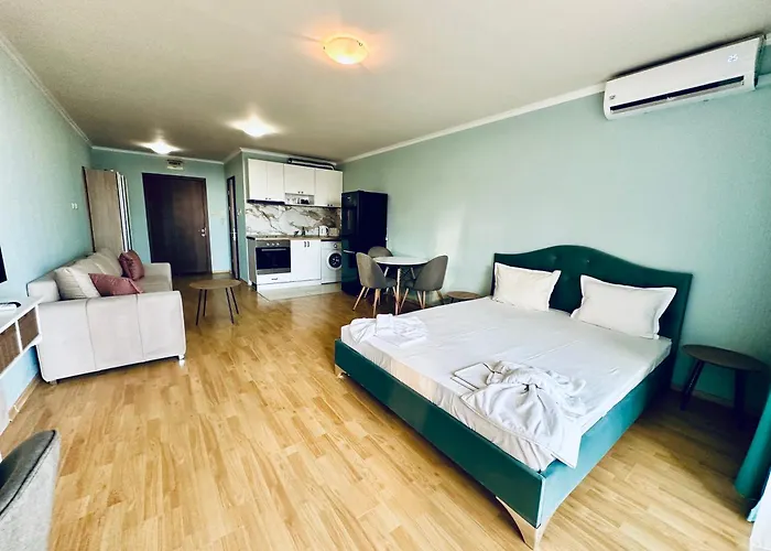 In Panorama Vigo Несебр