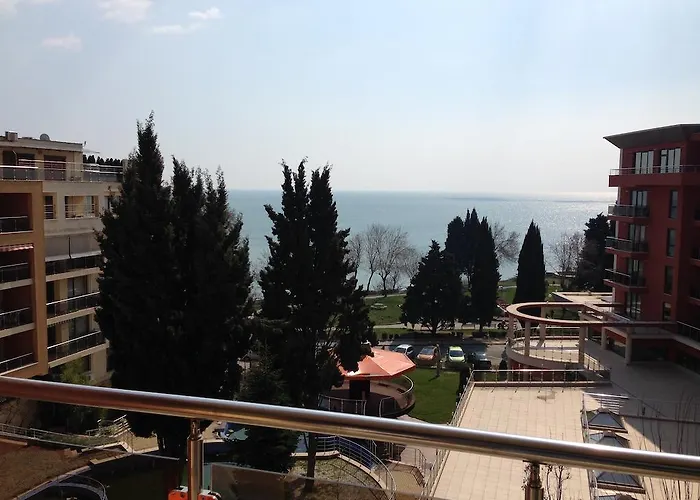 в панорама бийч виго Несебър